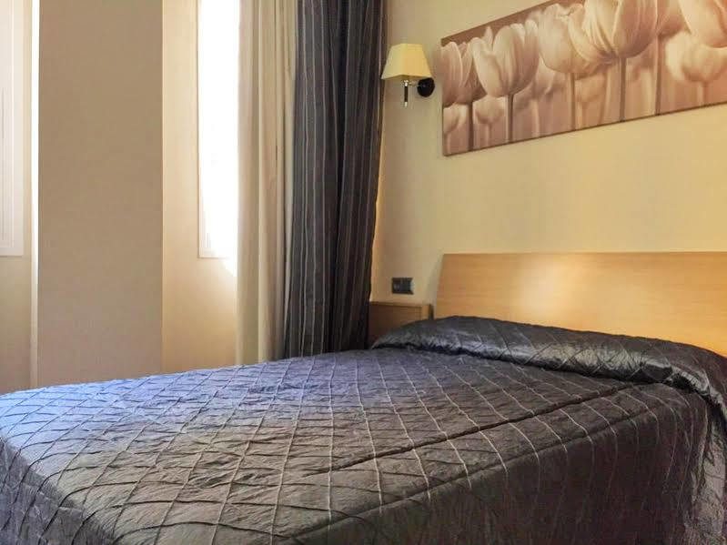 Dream Suites And Apartments Almeria Centro Exterior foto